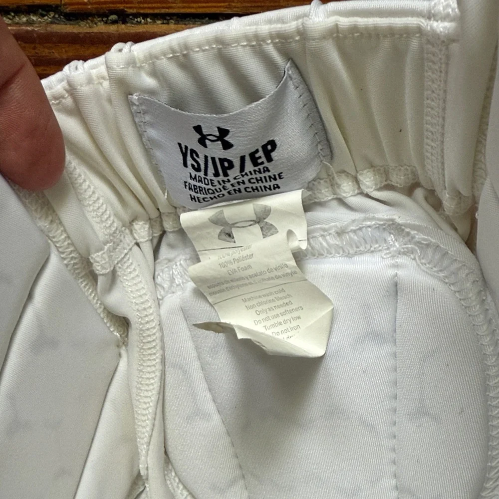 Under Armour youth small White Padded Sports Pants - Picture 2 of 6